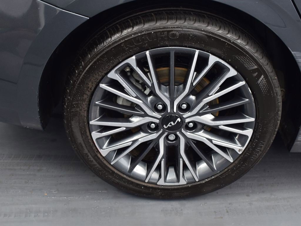 Used 2024 Kia Forte GT-Line image 8