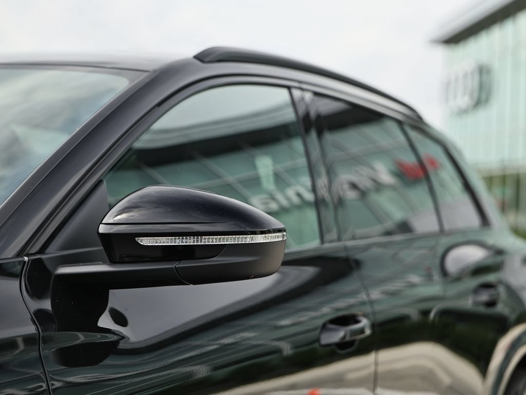 New 2027 Audi SQ6 e-tron Premium Plus AWD/4WD image 11