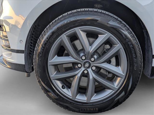 Certified 2026 Land Rover Range Rover Velar Dynamic SE image 25