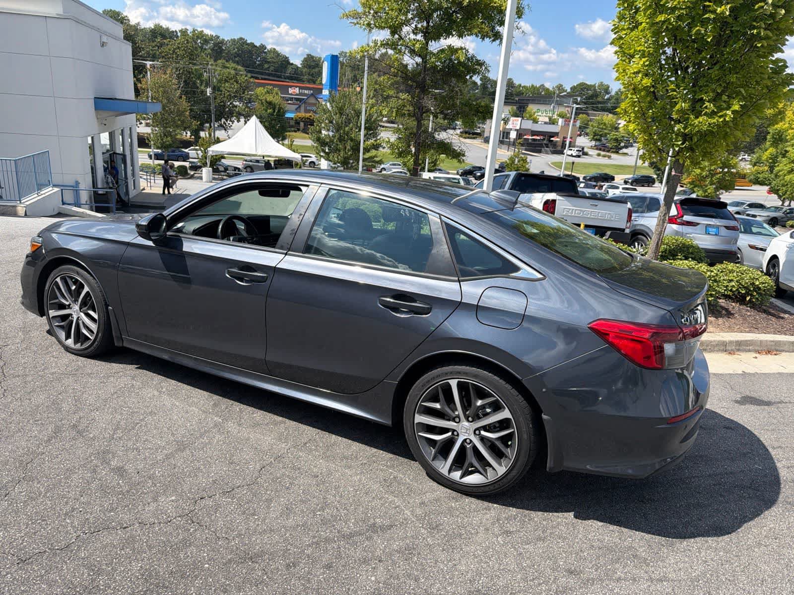Used 2023 Honda Civic Touring image 8