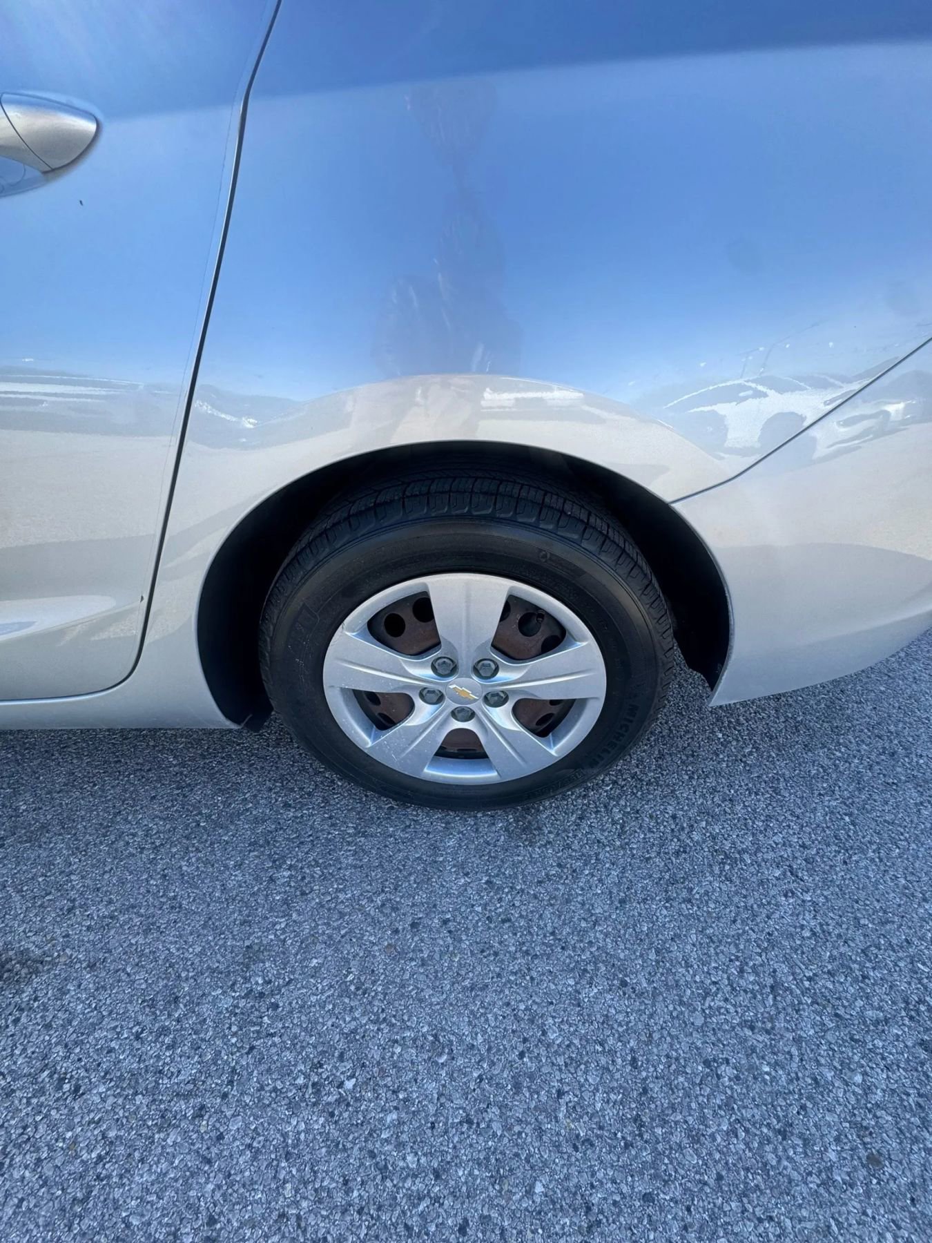 Used 2018 Chevrolet Cruze LS FWD image 22