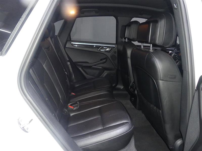Used 2016 Porsche Macan S AWD/4WD image 29