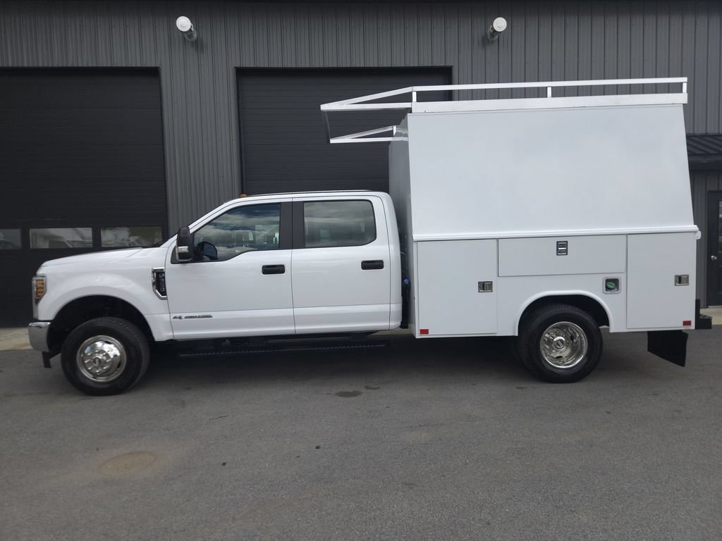 Used 2018 Ford F350 XL w/ Power Equipment Group AWD/4WD image 1