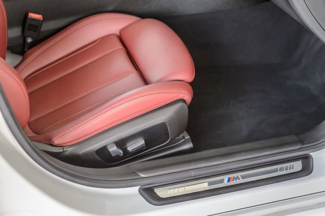 Used 2022 BMW M340i xDrive M340i xDRIVE - WHITE ON RED - w/ Driving Assistance Package image 27