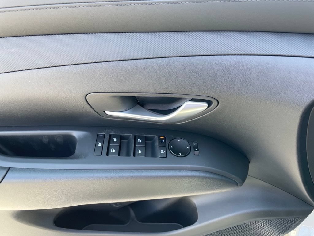New 2026 Hyundai Tucson Blue SE AWD/4WD image 8