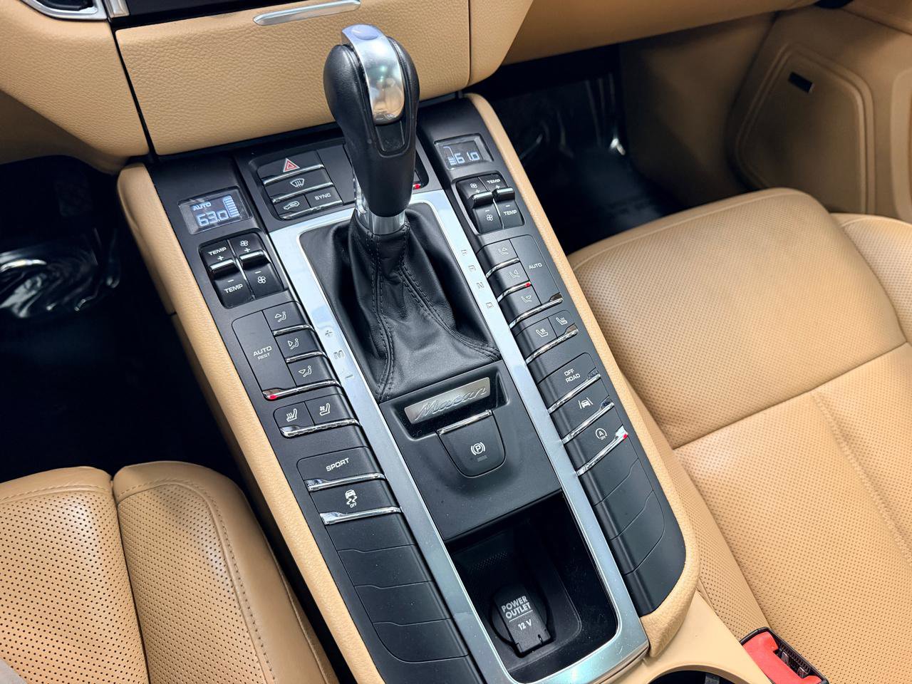 Used 2017 Porsche Macan S AWD/4WD image 45