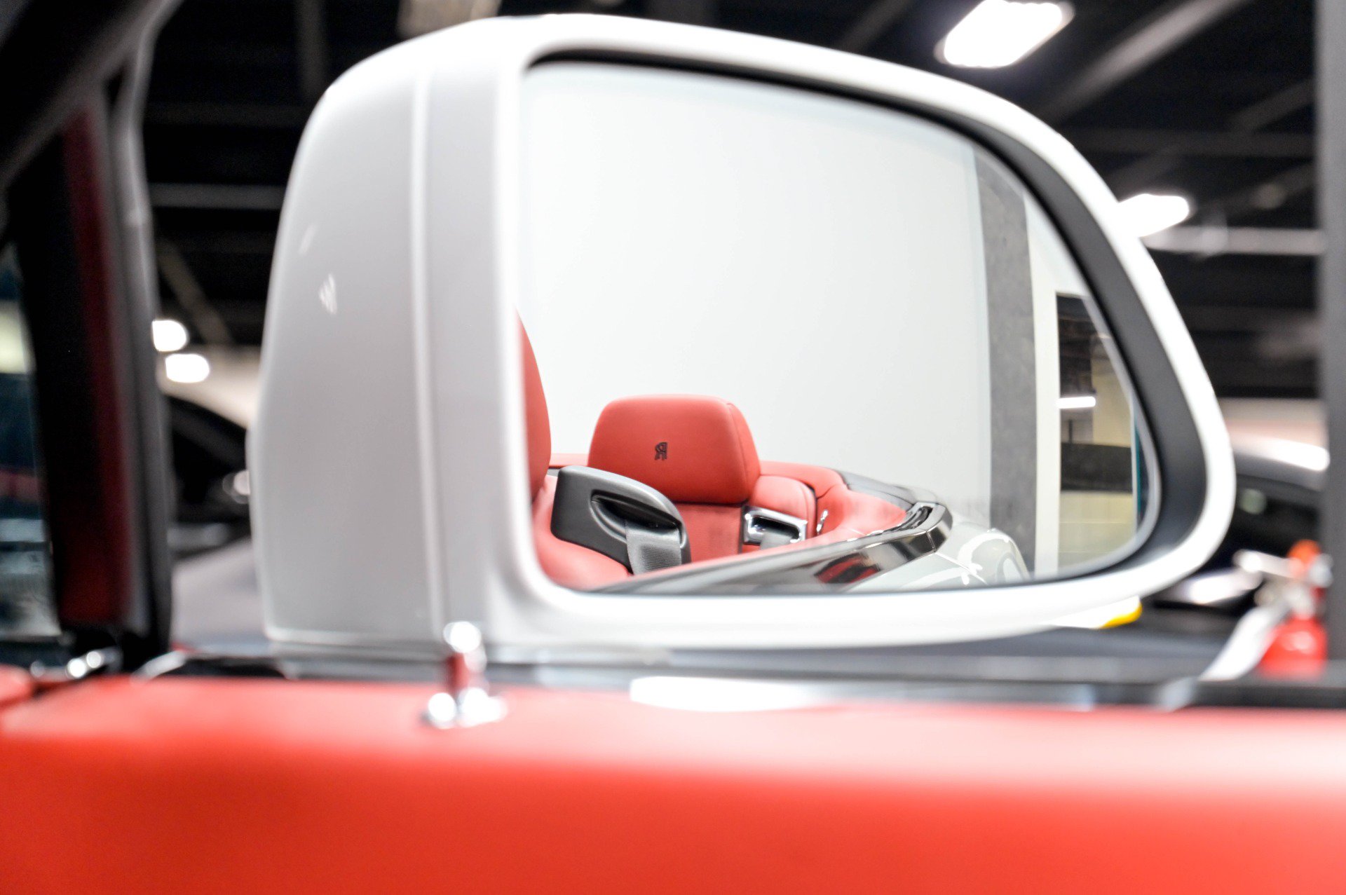 Used 2017 Rolls-Royce Dawn RWD image 95