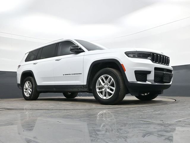 Used 2023 Jeep Grand Cherokee L Laredo w/ Luxury Tech Group I image 28