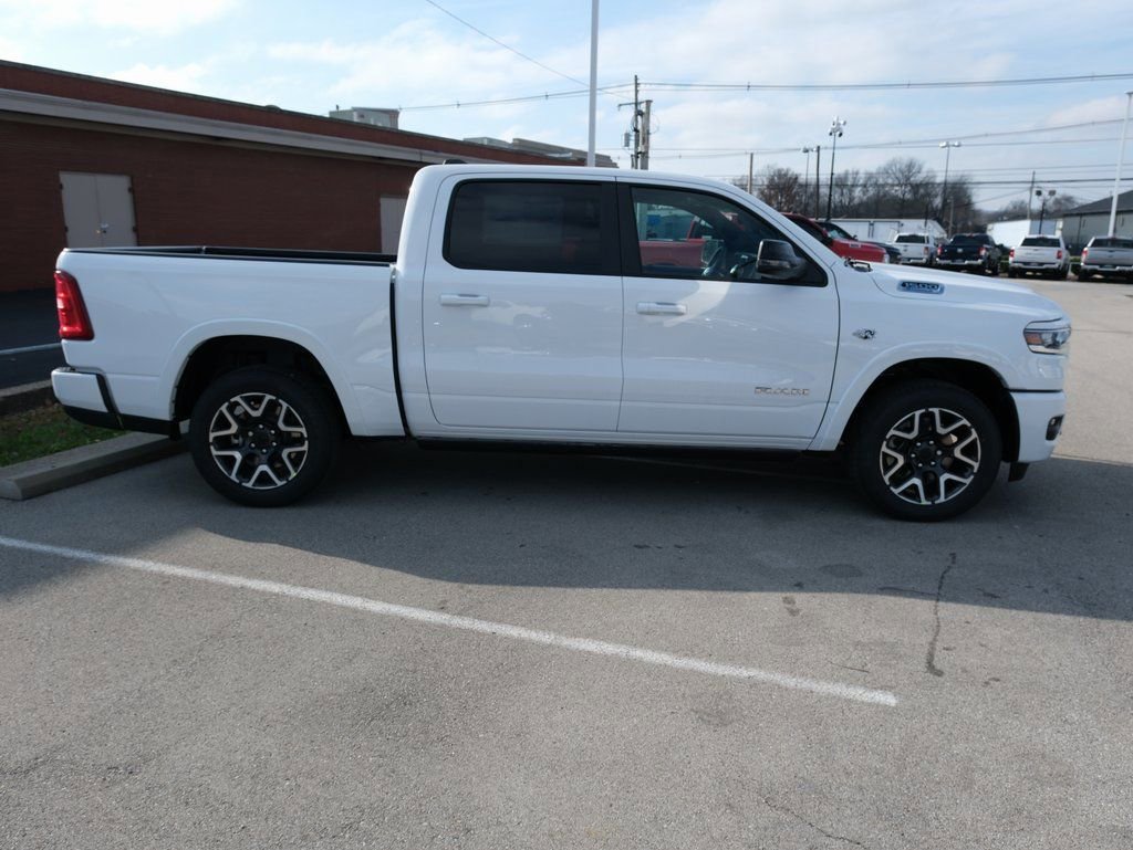 New 2026 RAM 1500 Laramie w/ Laramie Preferred Package AWD/4WD image 2