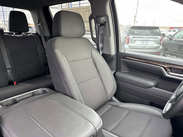 New 2026 Chevrolet Silverado 1500 LT w/ LPO, Dark Essentials Package RWD image 28