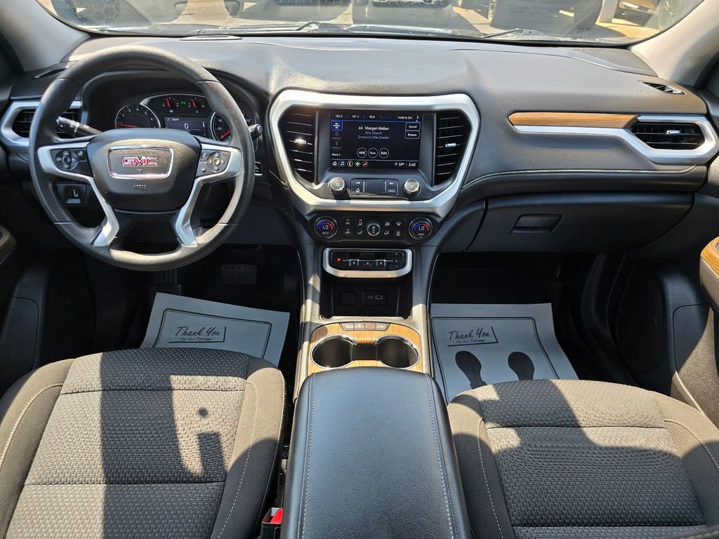 Used 2022 GMC Acadia SLE w/ Elevation Edition FWD image 3