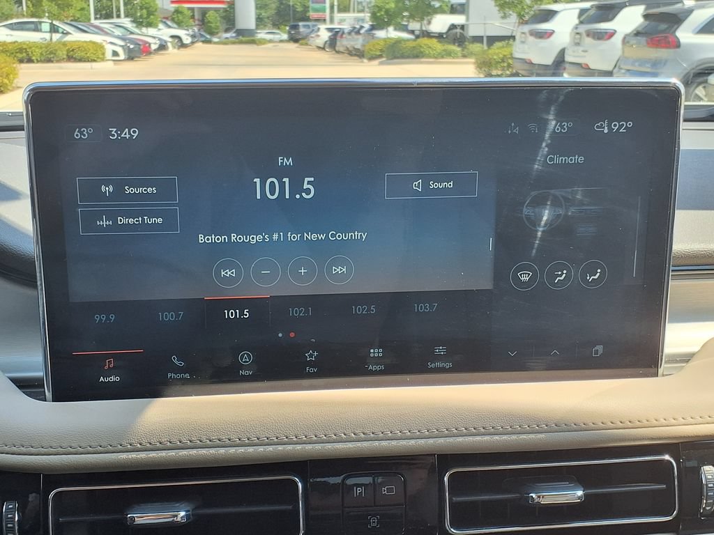 Used 2022 Lincoln Nautilus FWD w/ Premium Package image 31