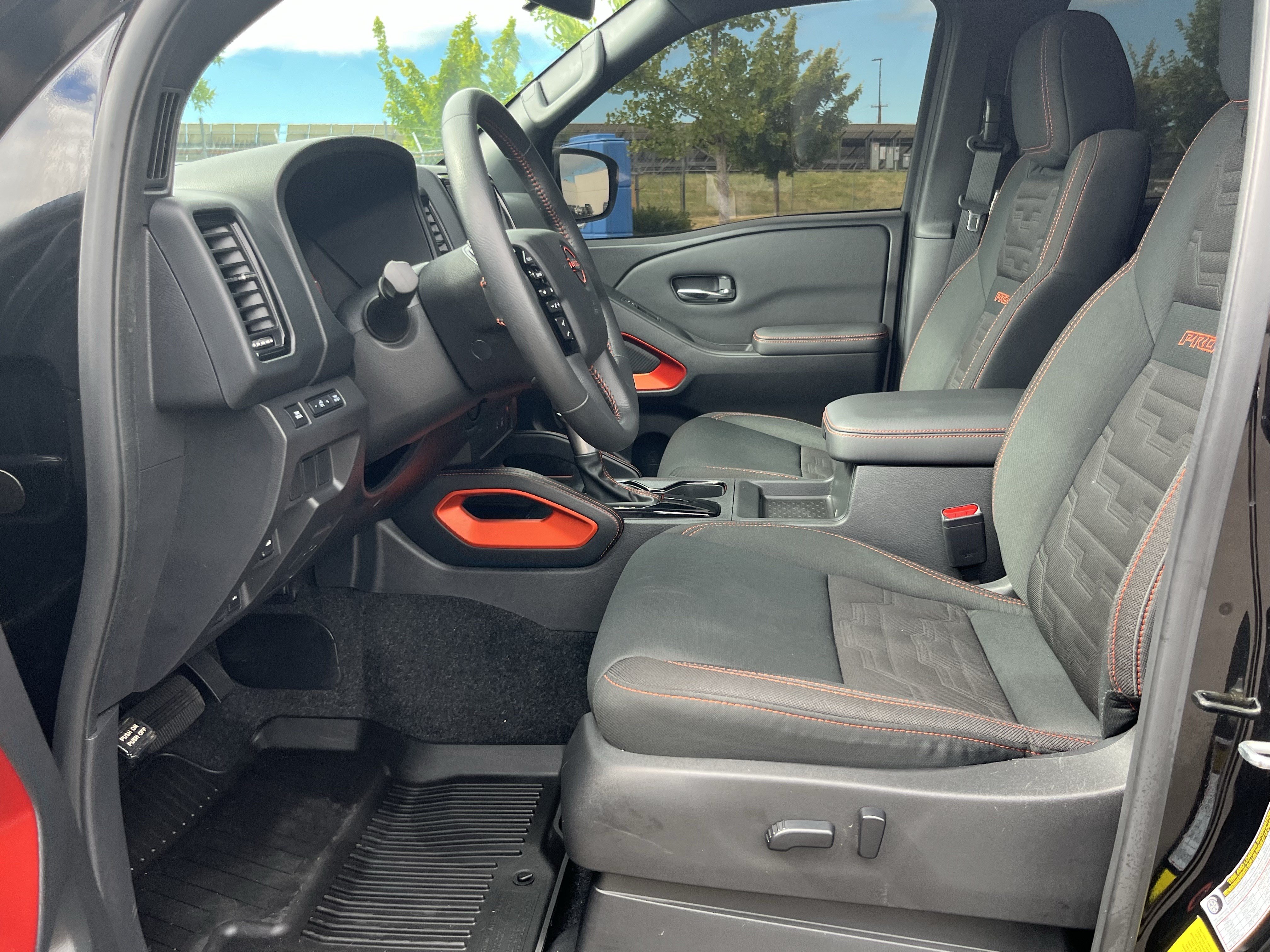Used 2022 Nissan Frontier PRO-4X w/ Off-Road Protection Package AWD/4WD image 12