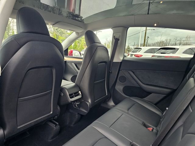 Used 2024 Tesla Model Y Performance image 23