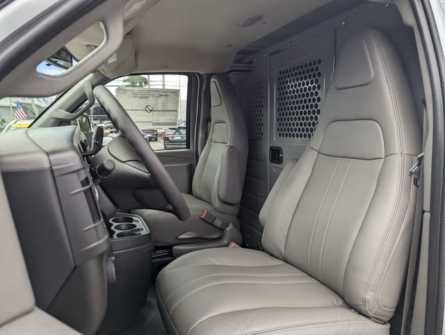 New 2025 Chevrolet Express 2500 w/ Driver Convenience Package RWD image 5