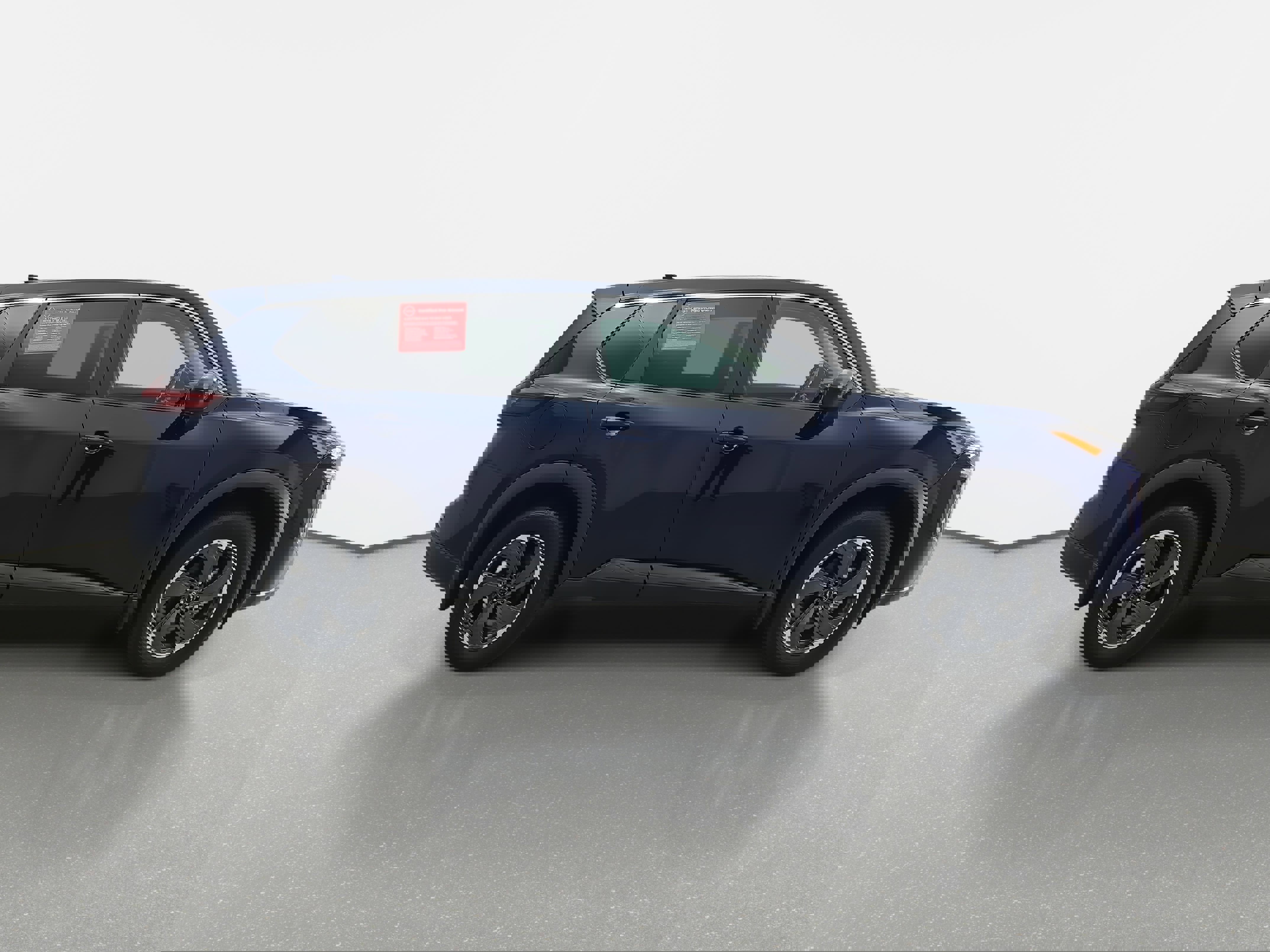 Certified 2025 Nissan Rogue SV image 4