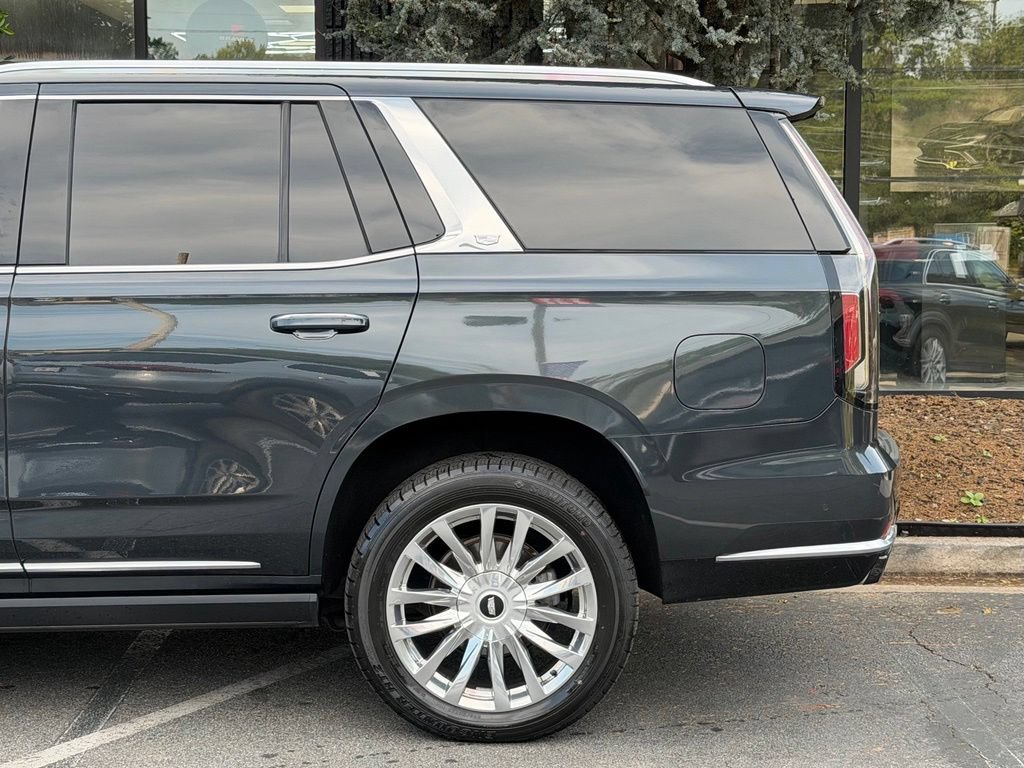 Used 2022 Cadillac Escalade Premium Luxury w/ Performance Package AWD/4WD image 11