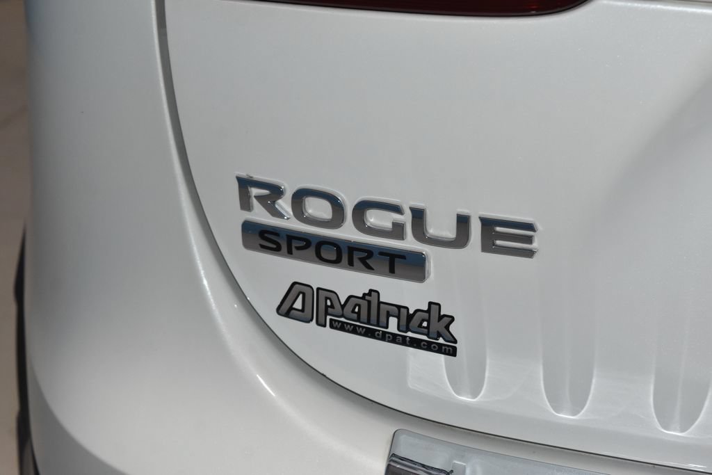 Certified 2022 Nissan Rogue Sport SL AWD/4WD image 23