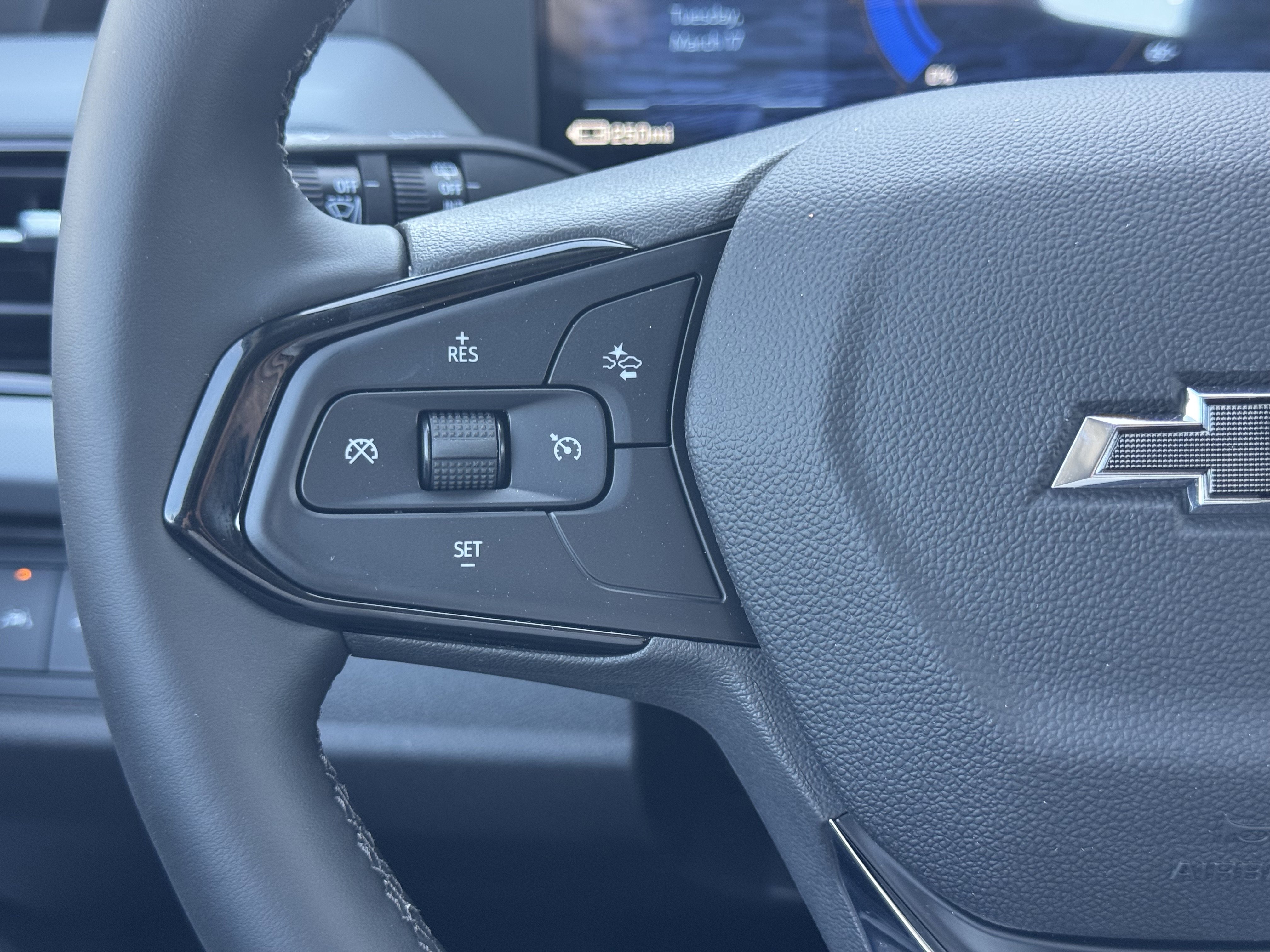 New 2027 Chevrolet Bolt RS w/ Technology Package image 31