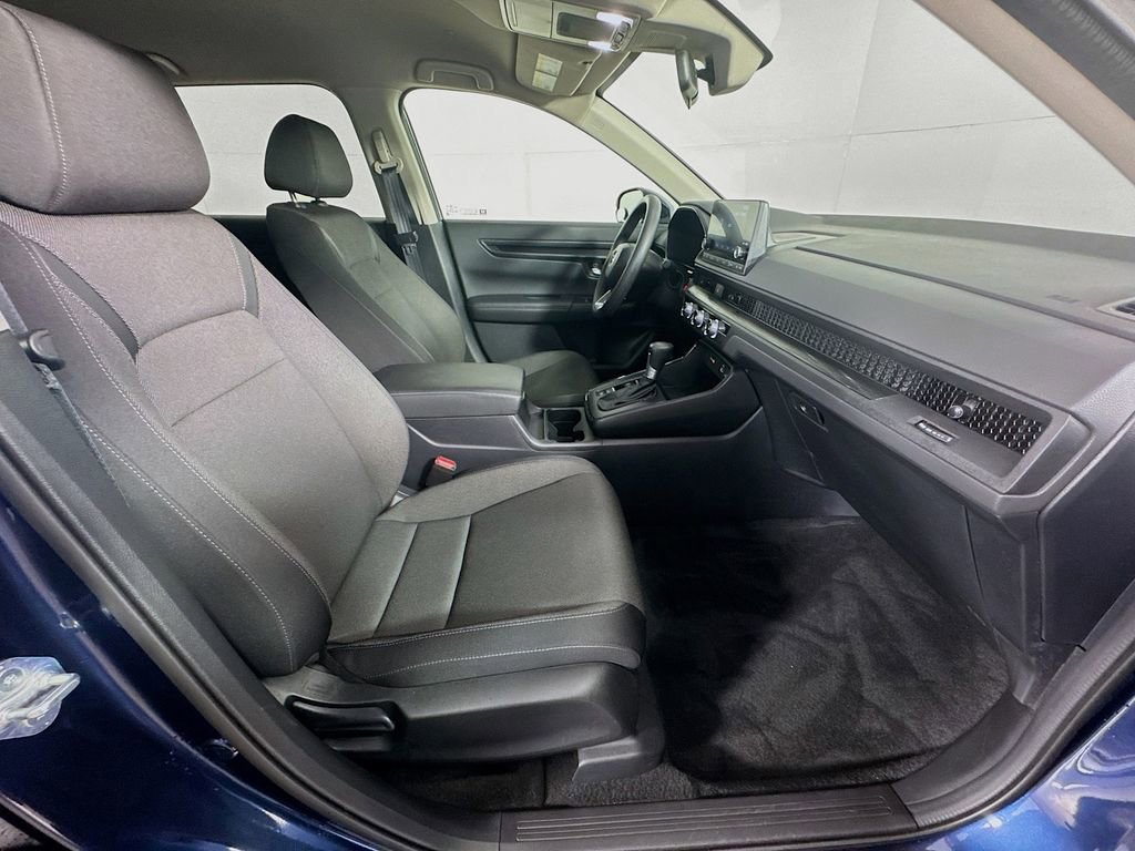 Used 2025 Honda CR-V LX image 32