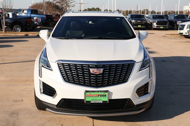 Used 2024 Cadillac XT5 Premium Luxury image 2