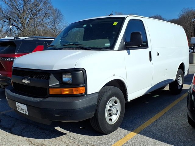 Used 2015 Chevrolet Express 2500 image 1