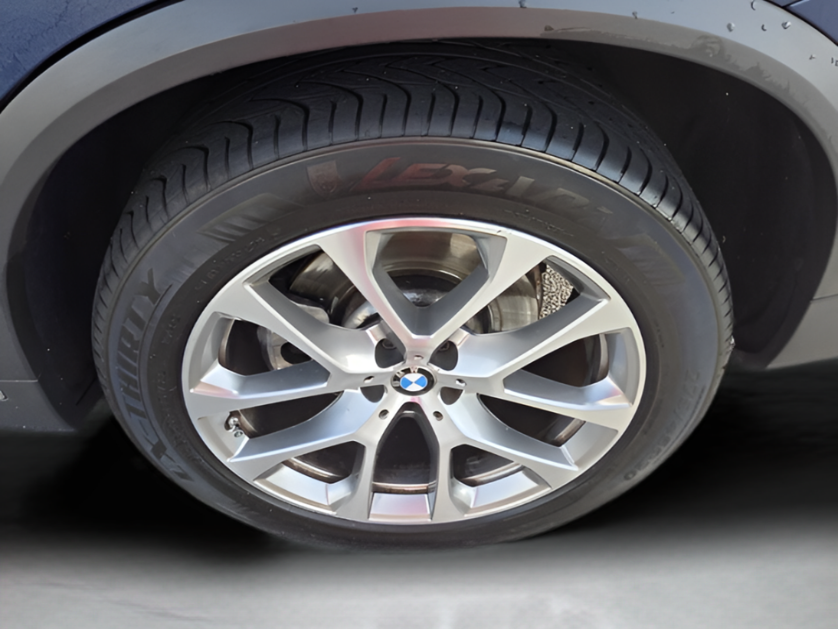 Used 2022 BMW X5 sDrive40i RWD image 34