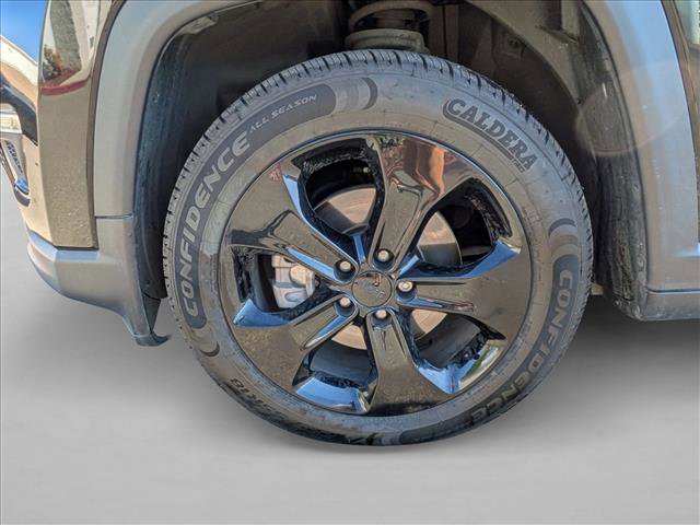 Used 2020 Jeep Compass Latitude FWD image 22