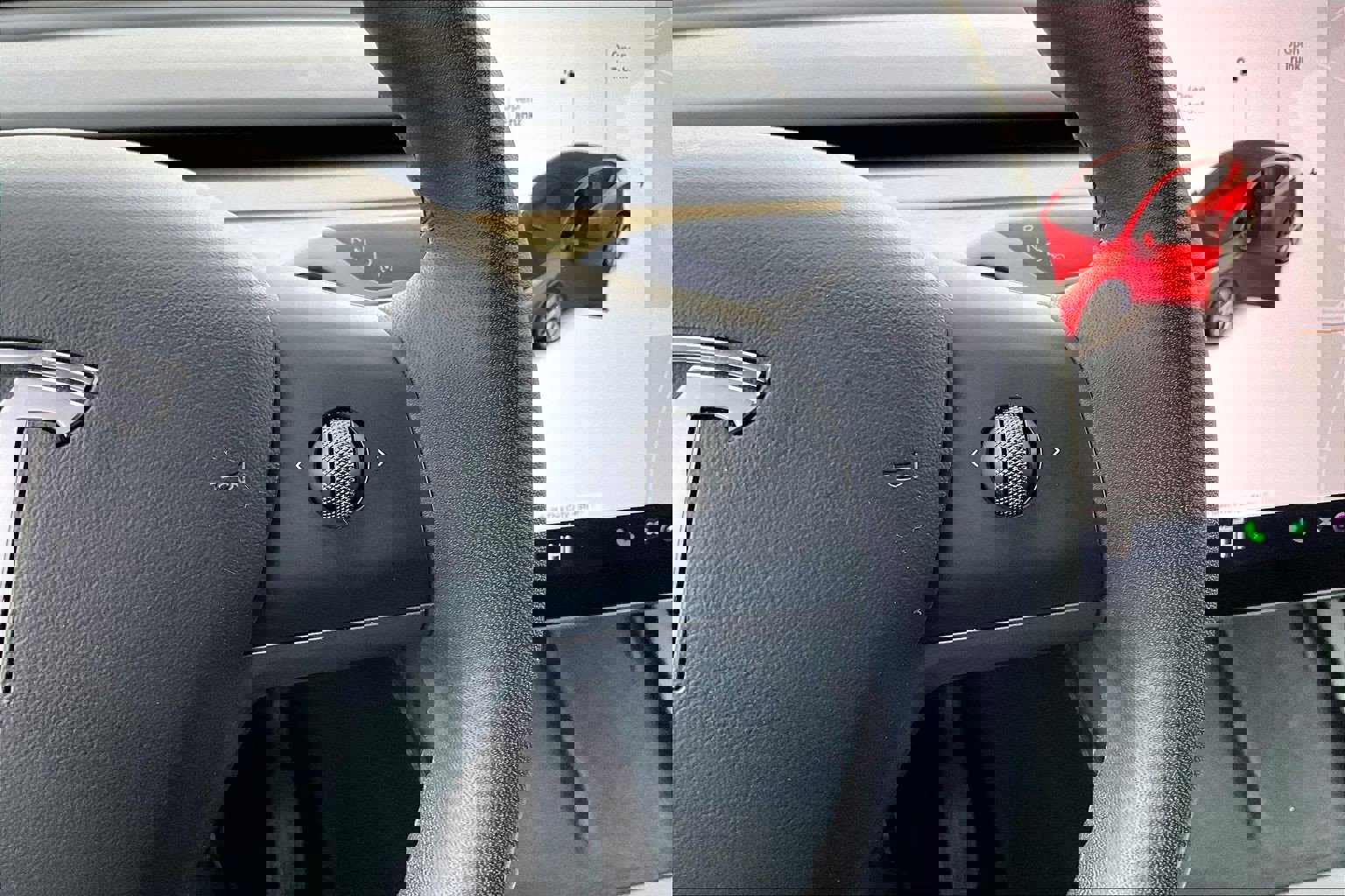 Used 2022 Tesla Model Y Long Range image 25