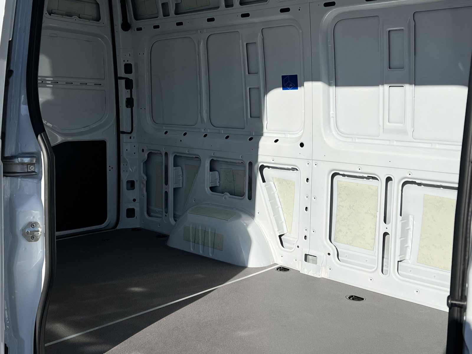 New 2025 Mercedes-Benz Sprinter 2500 image 21