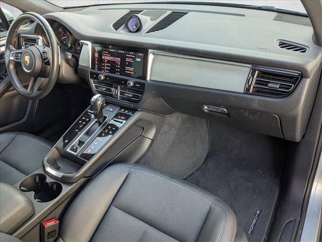 Used 2022 Porsche Macan image 22