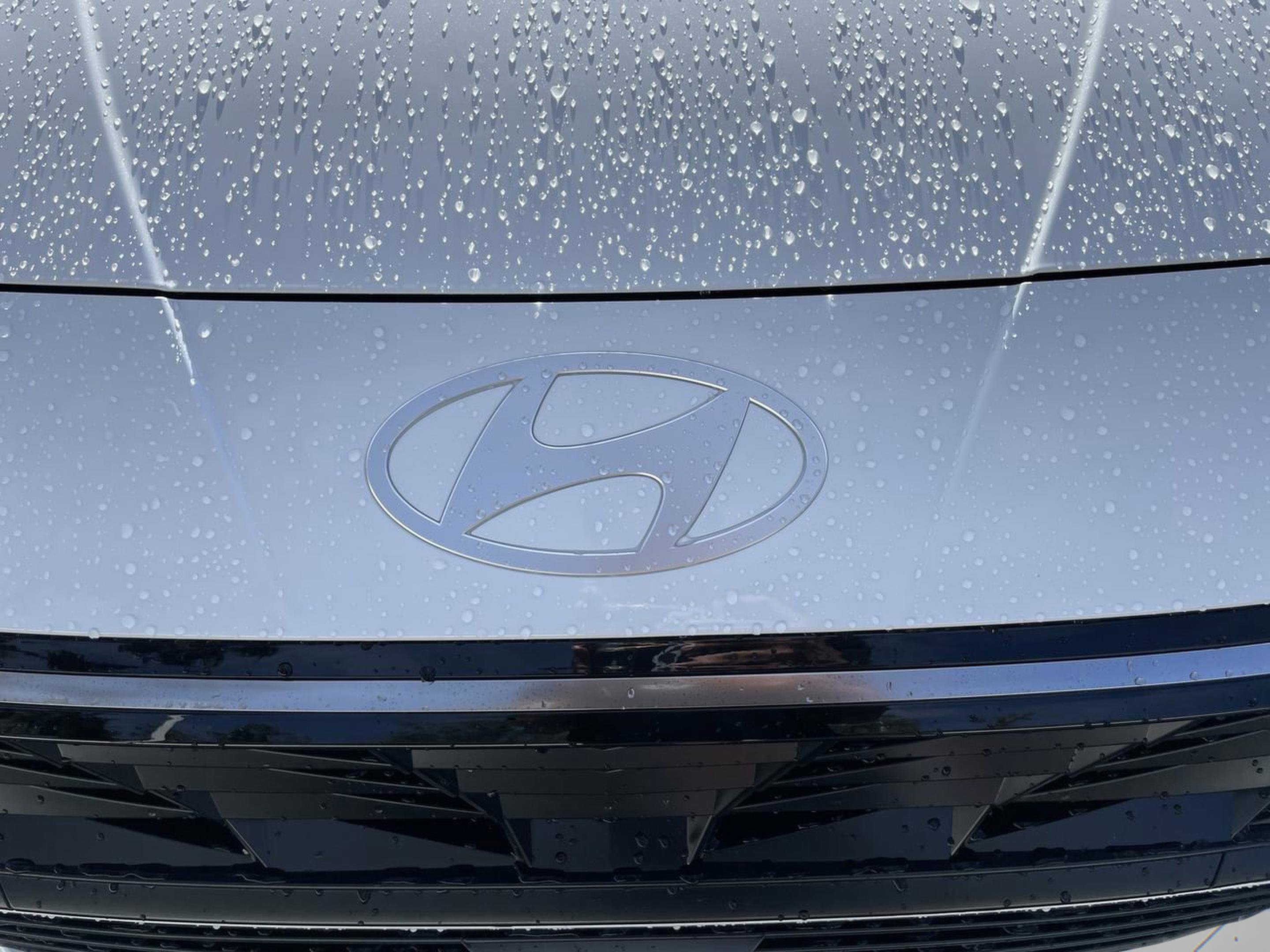 New 2026 Hyundai Elantra Limited w/ Cargo Package image 30