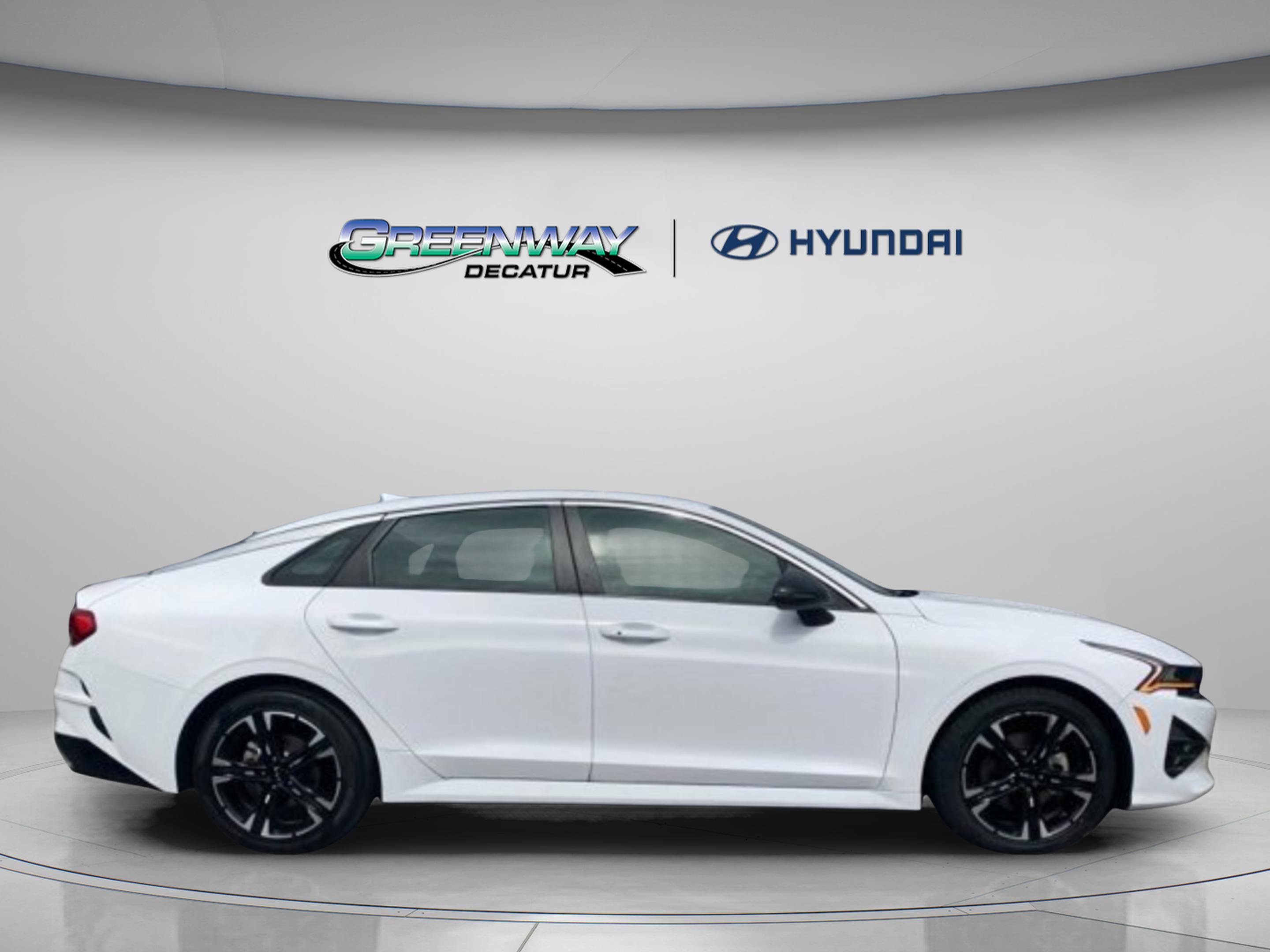 Used 2022 Kia K5 GT-Line FWD image 2