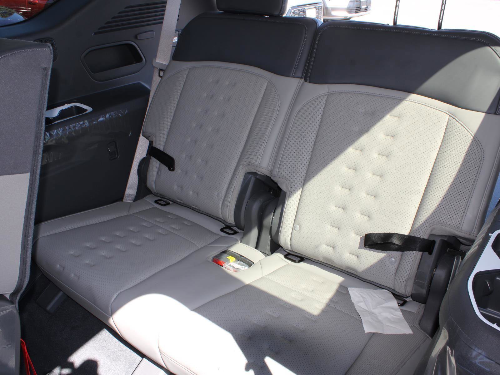 New 2026 Kia EV9 Wind image 18