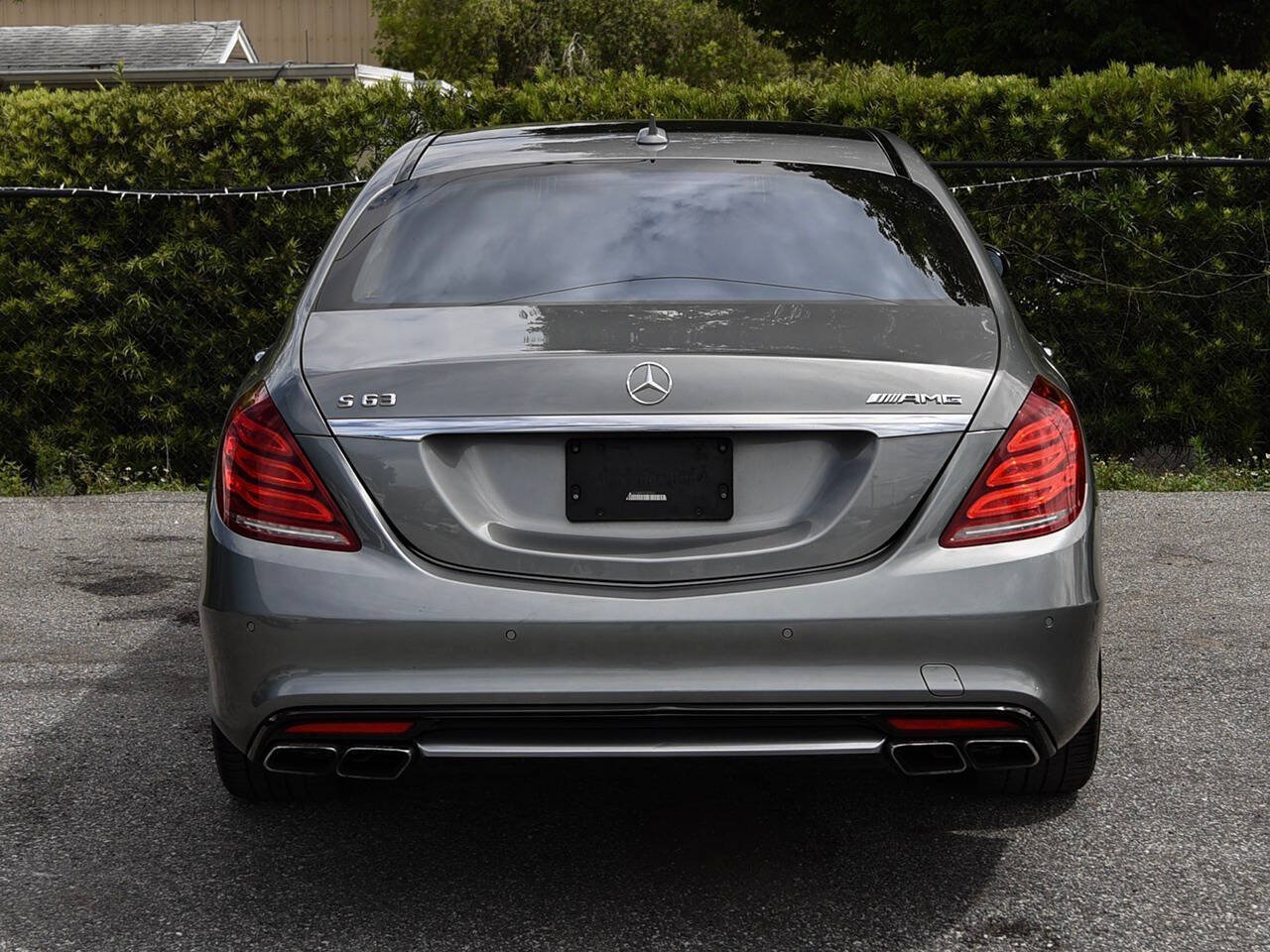 Used 2015 Mercedes-Benz S 63 AMG 4MATIC Sedan w/ Executive Rear Seat Package image 9