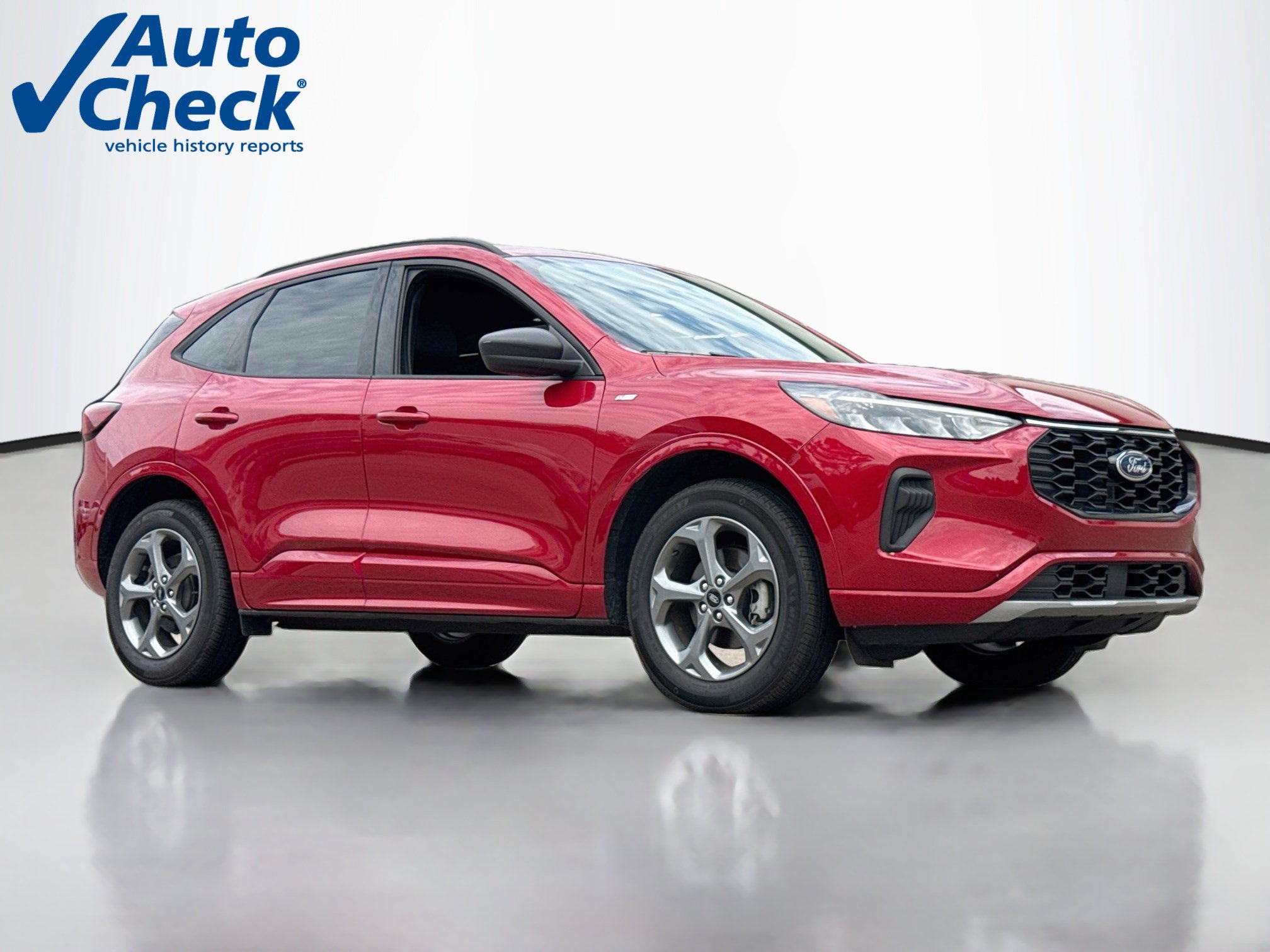 Used 2024 Ford Escape ST-Line w/ Tech Pack #1 AWD/4WD image 1