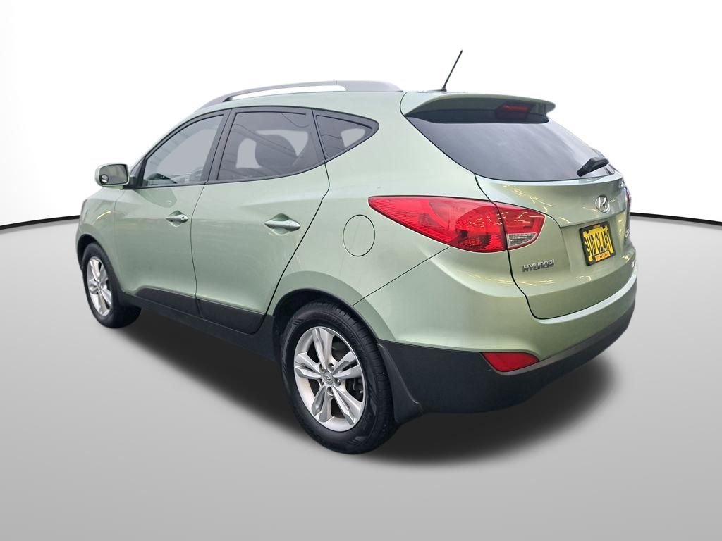 Used 2011 Hyundai Tucson GLS image 3