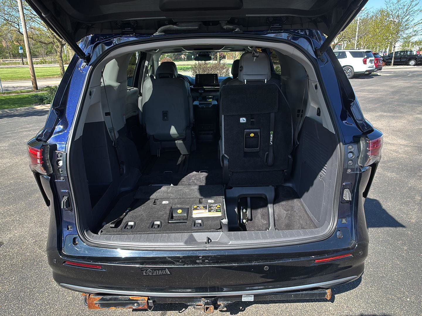 Used 2021 Toyota Sienna Limited AWD/4WD image 15