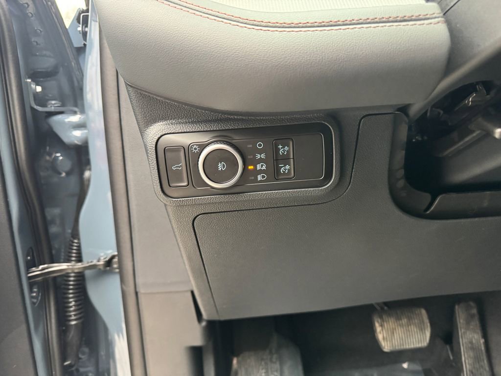 New 2026 Ford Explorer Active w/ Active Comfort Package image 19