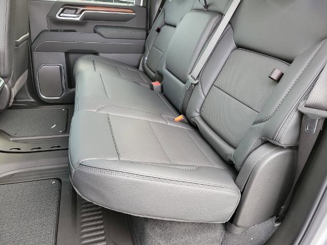 New 2026 GMC Sierra 2500 Denali w/ Denali Reserve Package image 15