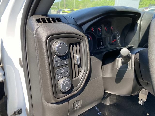 Used 2021 Chevrolet Silverado 1500 Custom AWD/4WD image 26