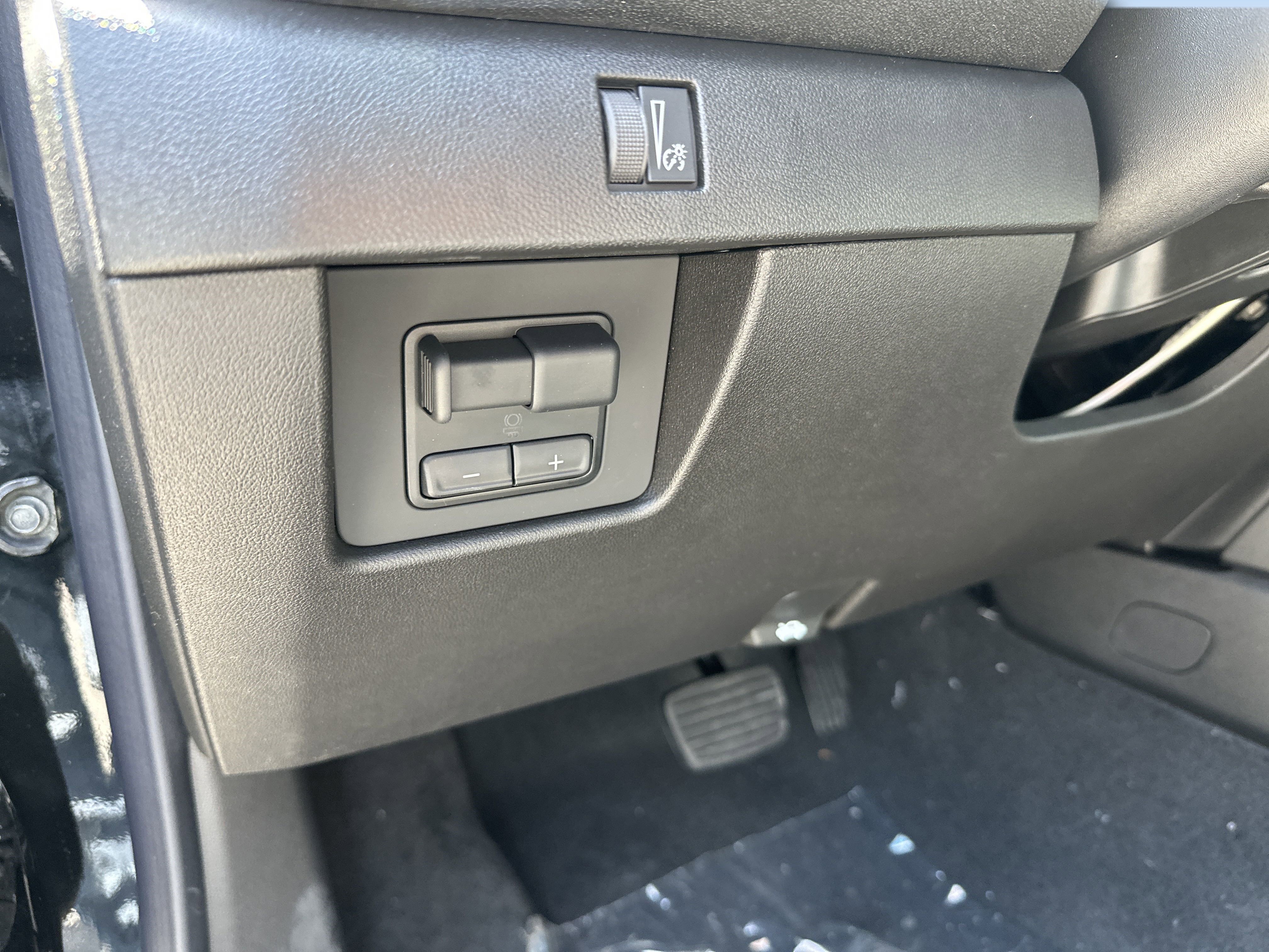 New 2025 Chevrolet Colorado Trail Boss w/ Midnight Edition image 10