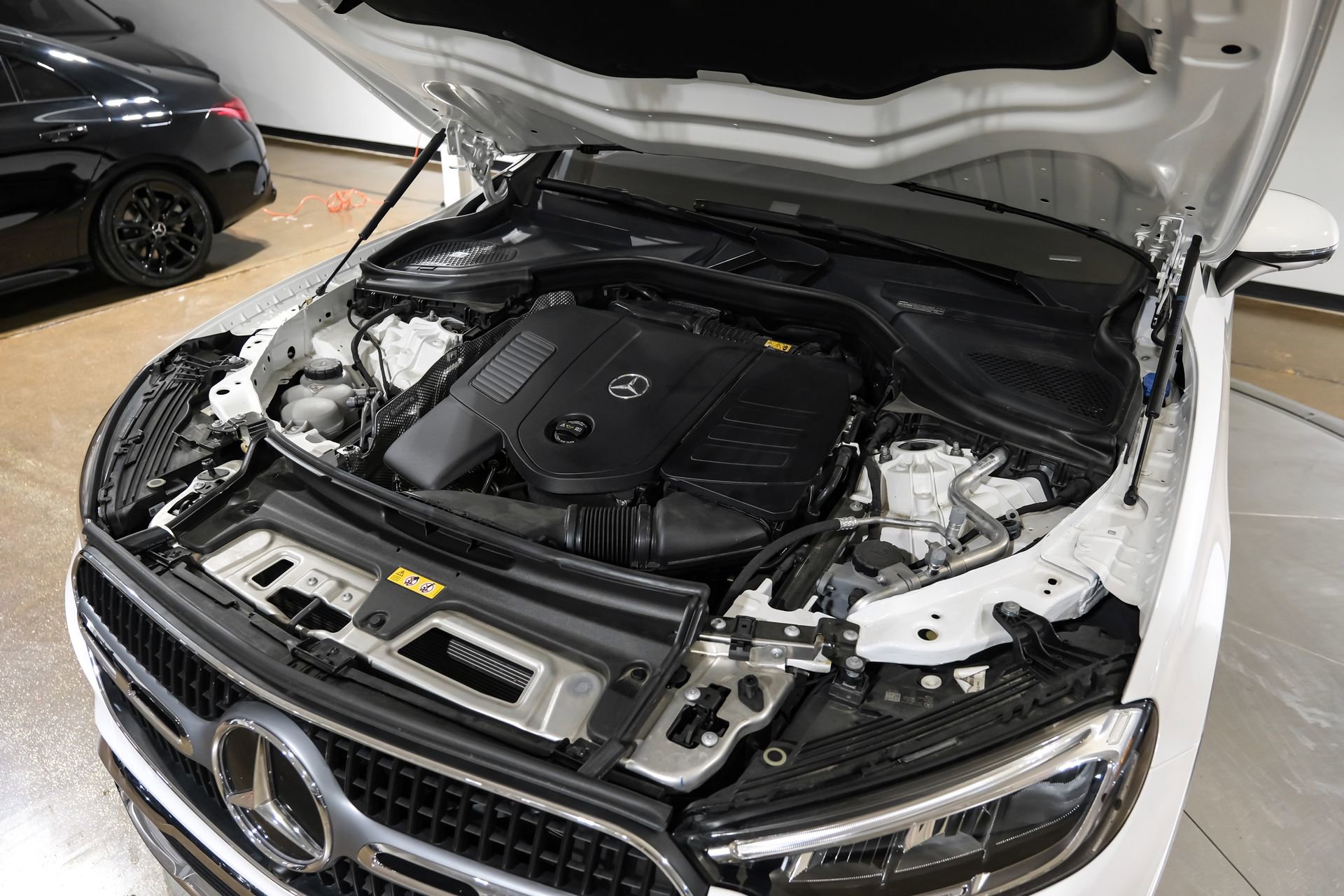 Used 2024 Mercedes-Benz GLC 300 image 49