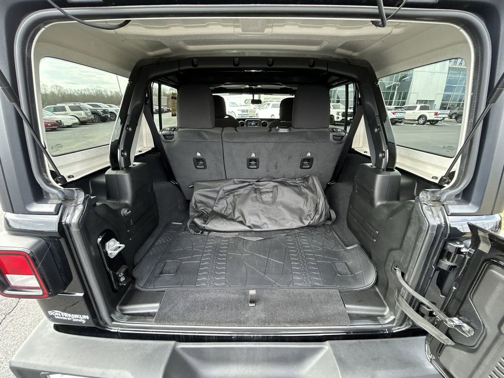 Used 2021 Jeep Wrangler Unlimited Sport image 29