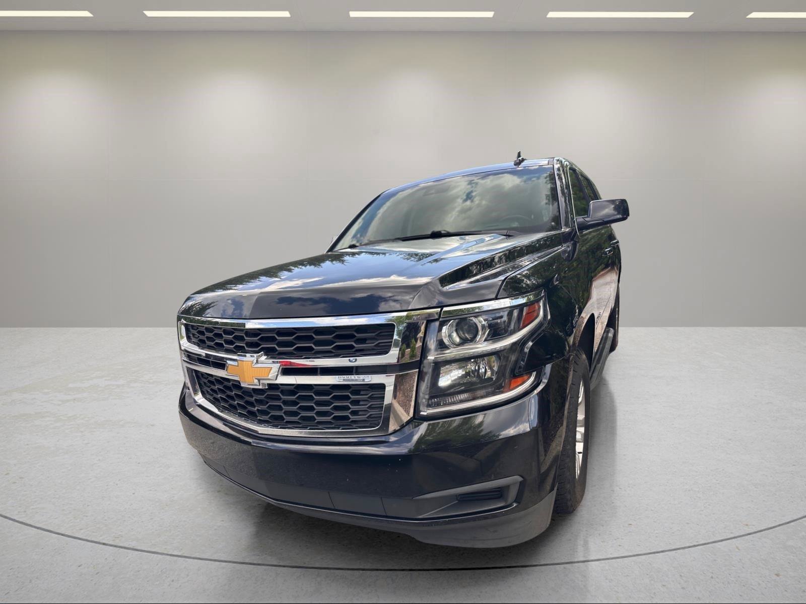 Used 2019 Chevrolet Tahoe LT AWD/4WD image 3