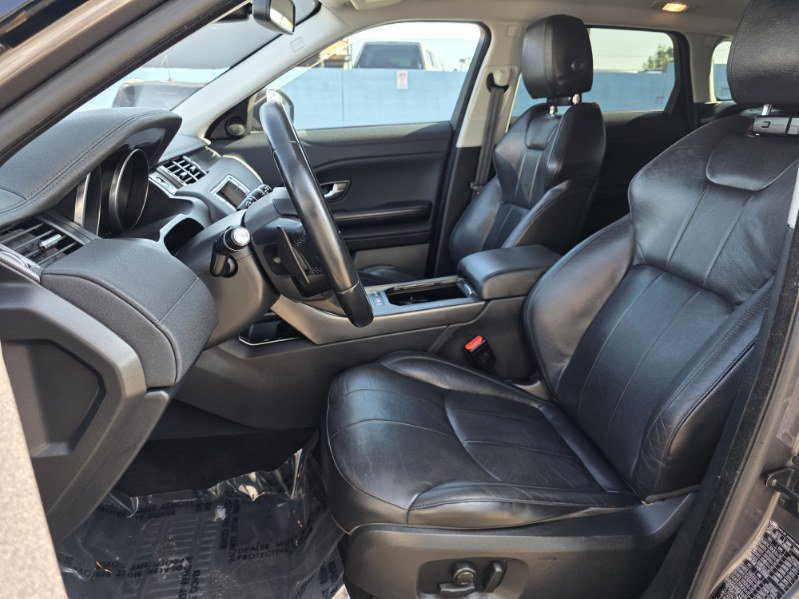 Used 2019 Land Rover Range Rover Evoque SE AWD/4WD image 10