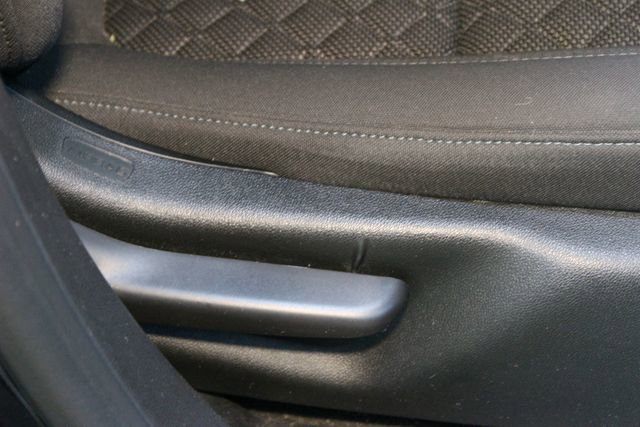 Used 2020 Chevrolet Blazer LT FWD image 12