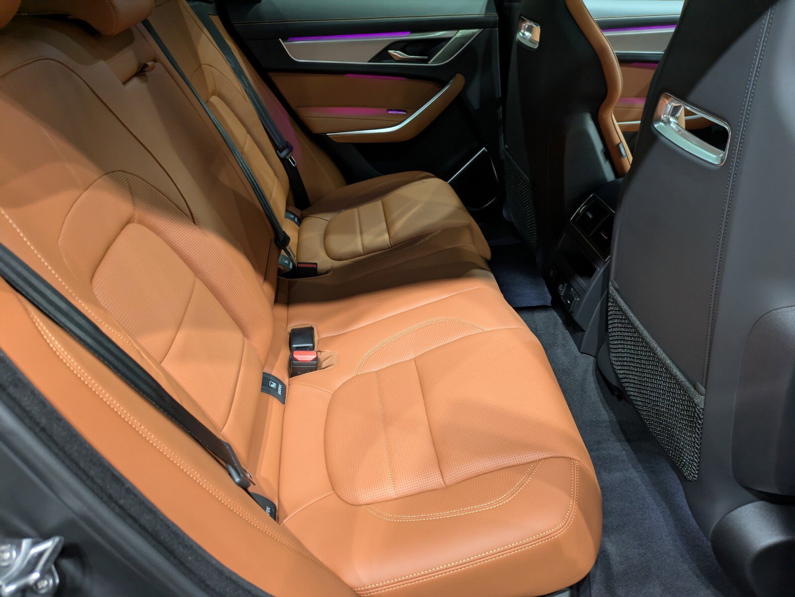 New 2026 Jaguar F-PACE R-Dynamic S image 20