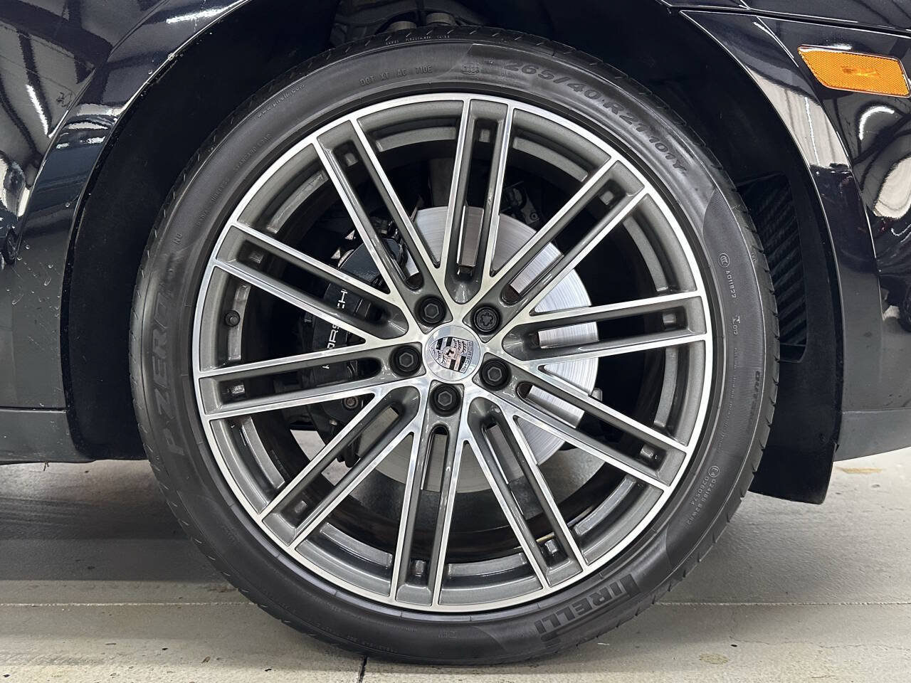 Used 2024 Porsche Macan S AWD/4WD image 34