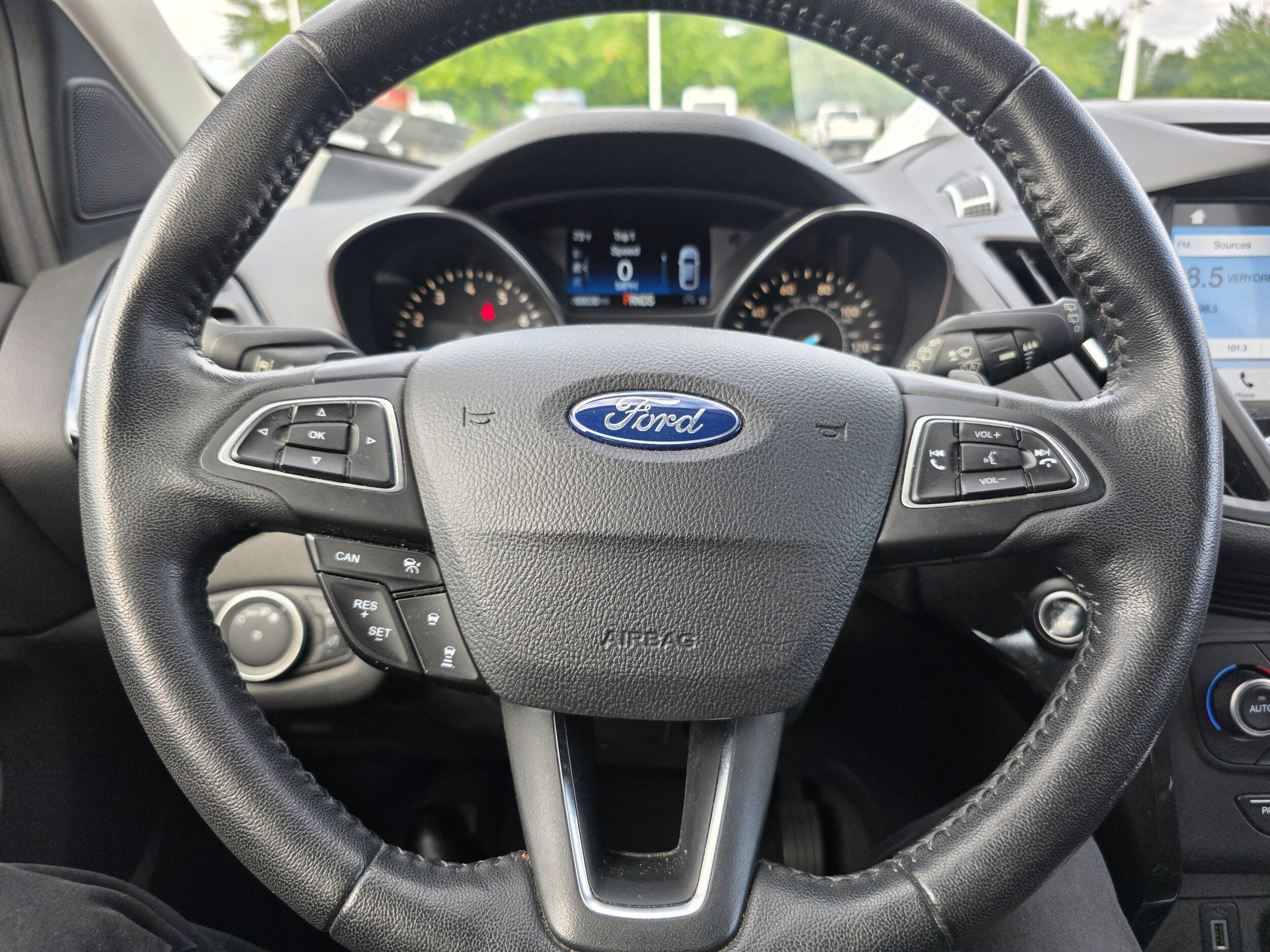 Used 2018 Ford Escape Titanium w/ Ford Safe & Smart Package AWD/4WD image 12